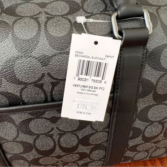 NWT Coach Venturer Bag In Signature Canvas Ski Patches Travel Duffle Duffel - Picture 4 of 16
